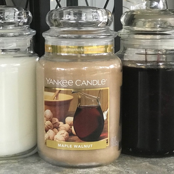 Yankee Candle Maple Walnut 22Oz Jar, RARE, HTF New